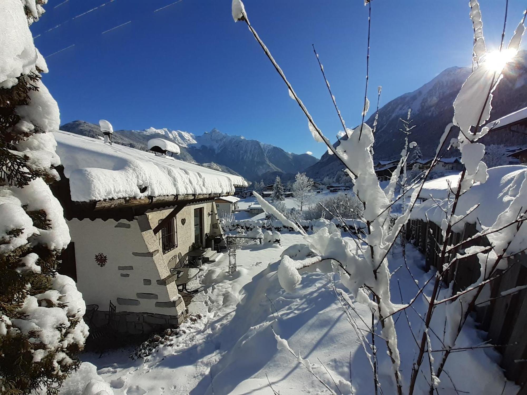 Ferienhaus Oetztal-Lodge Sautens Esterno foto