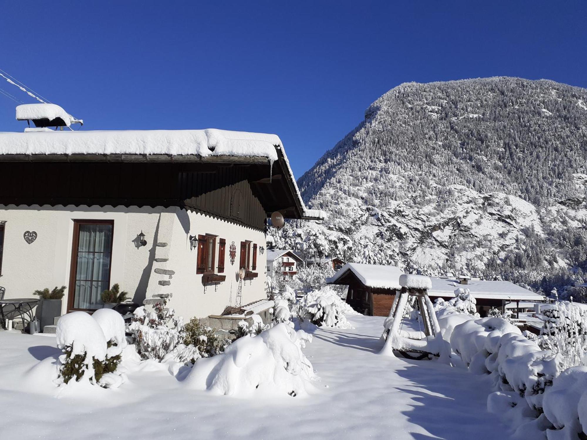 Ferienhaus Oetztal-Lodge Sautens Esterno foto