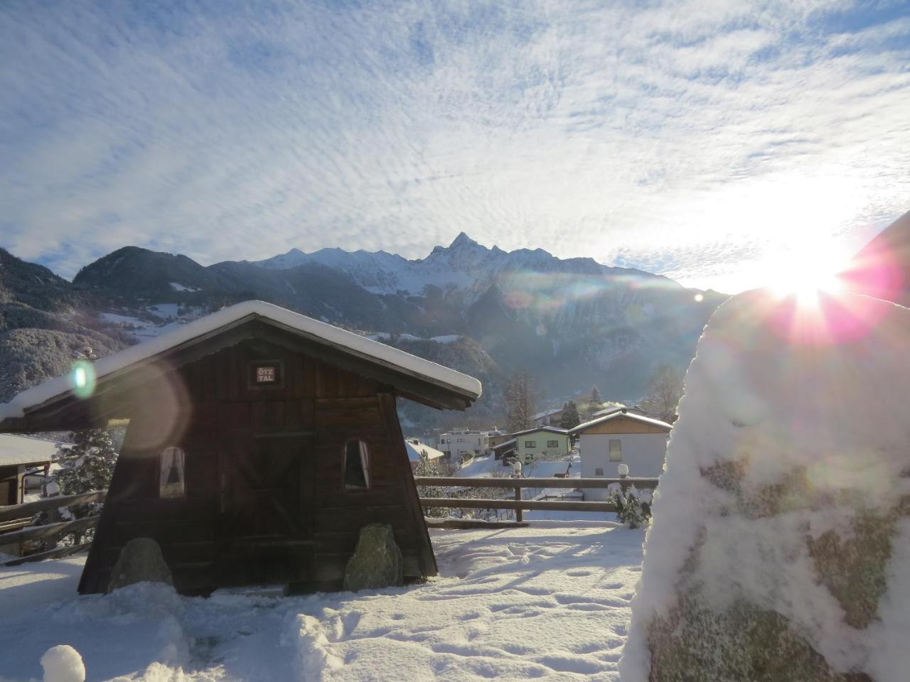 Ferienhaus Oetztal-Lodge Sautens Esterno foto